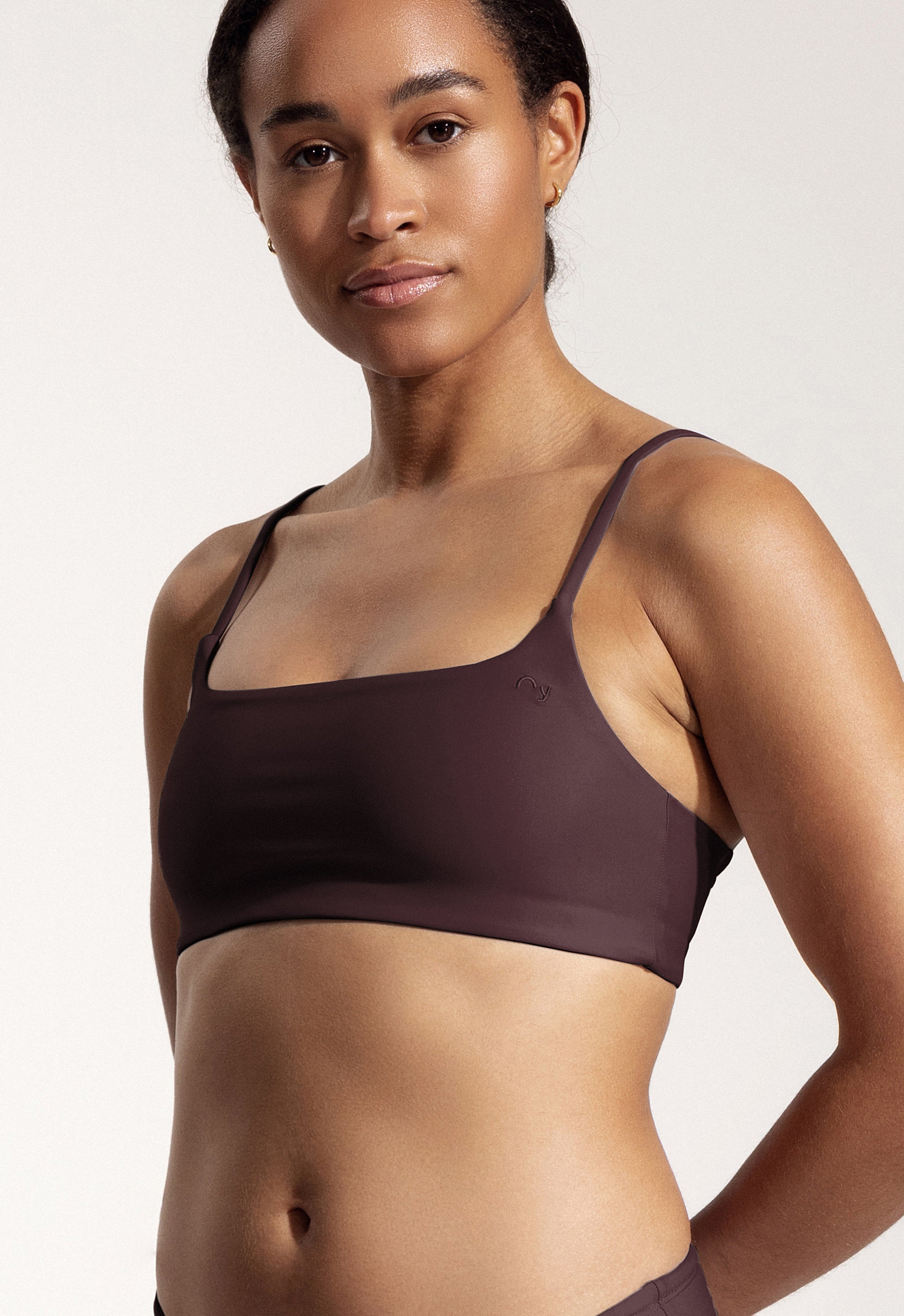 Surf Bikini Oberteil „Buri“ in Auberginenviolett