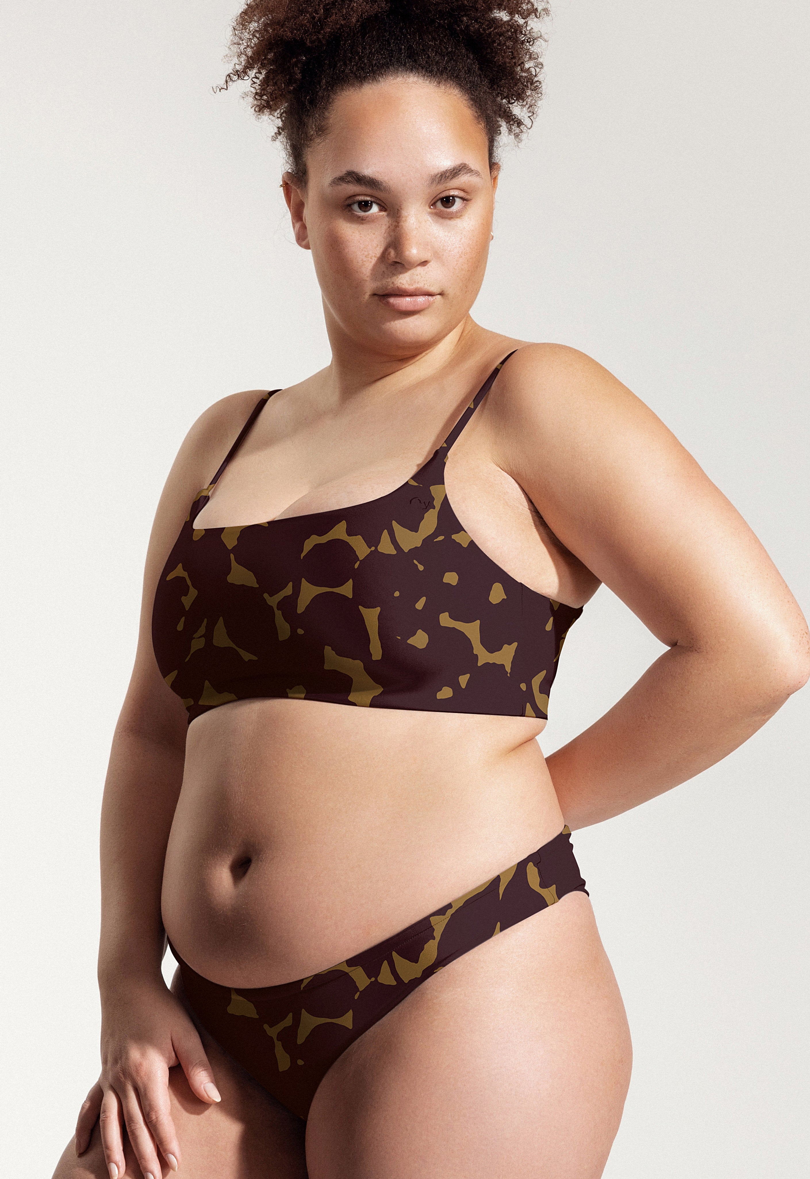 Surf Bikini Oberteil „Buri“ in Hibiskus Print