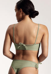 Surf Bikini Oberteil „Buri“ in Salbeigrün
