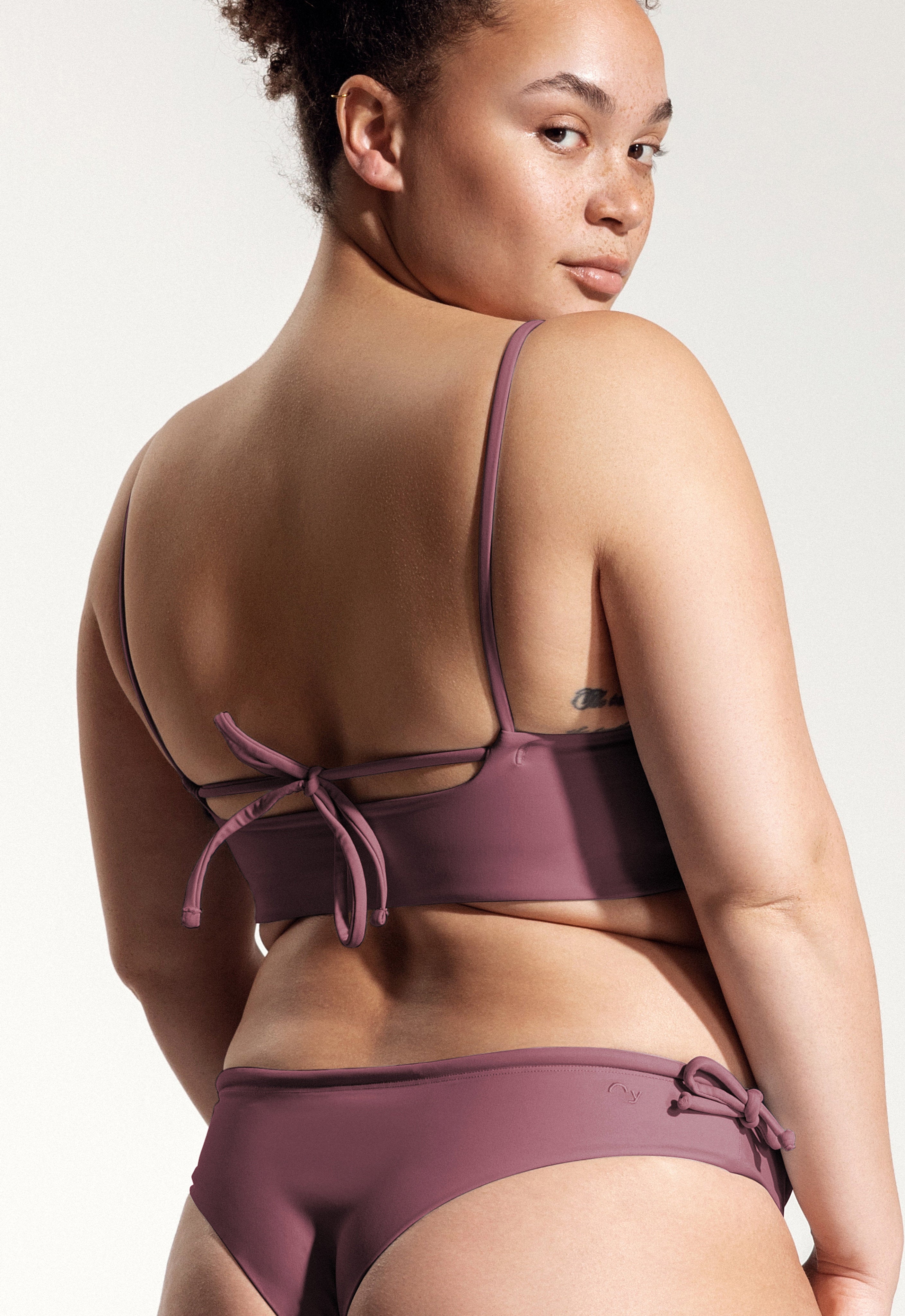 Surf Bikini Oberteil „Buri“ in Sunset Violett