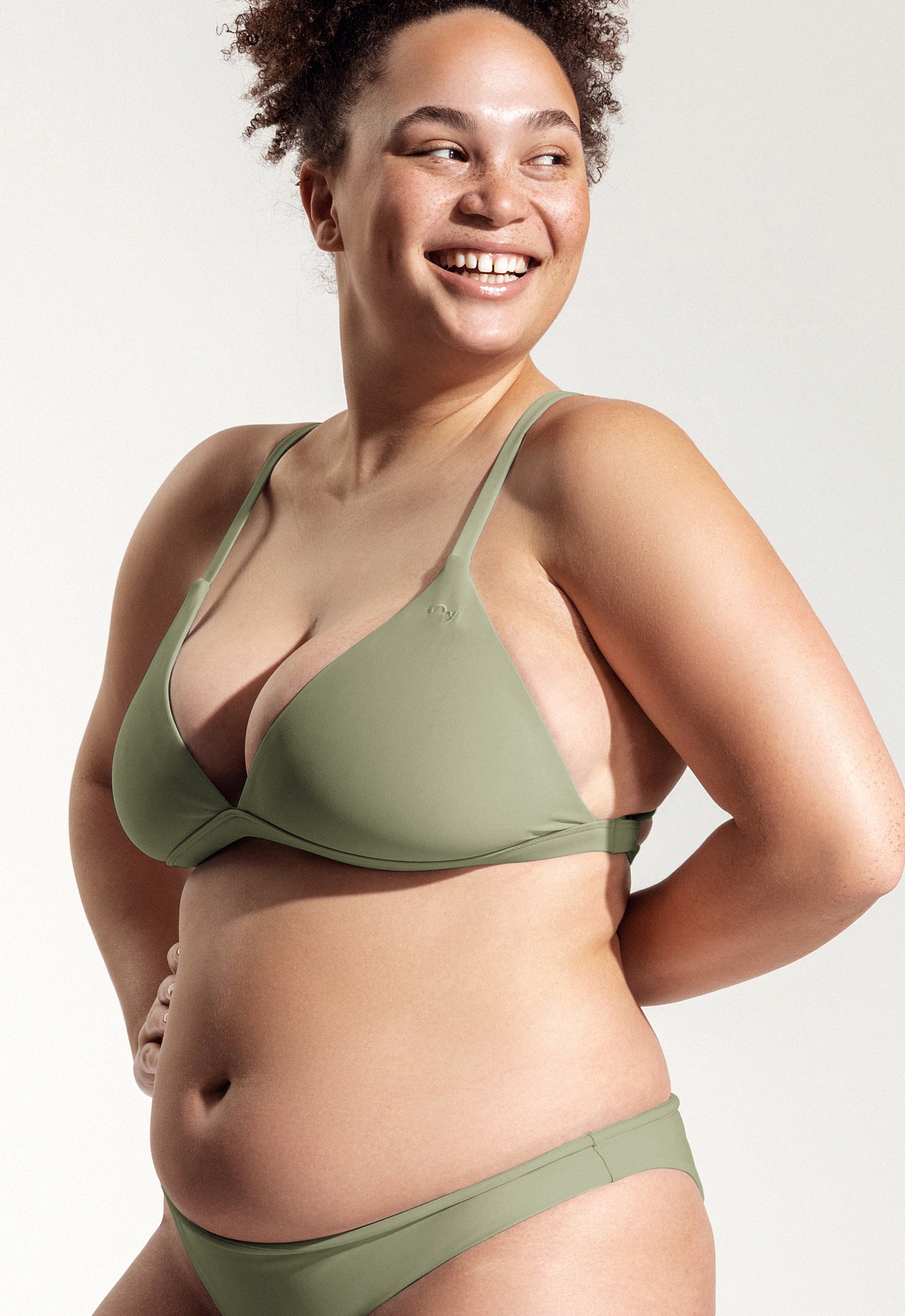 Surf Bikini Oberteil „Esox“ in Salbeigrün