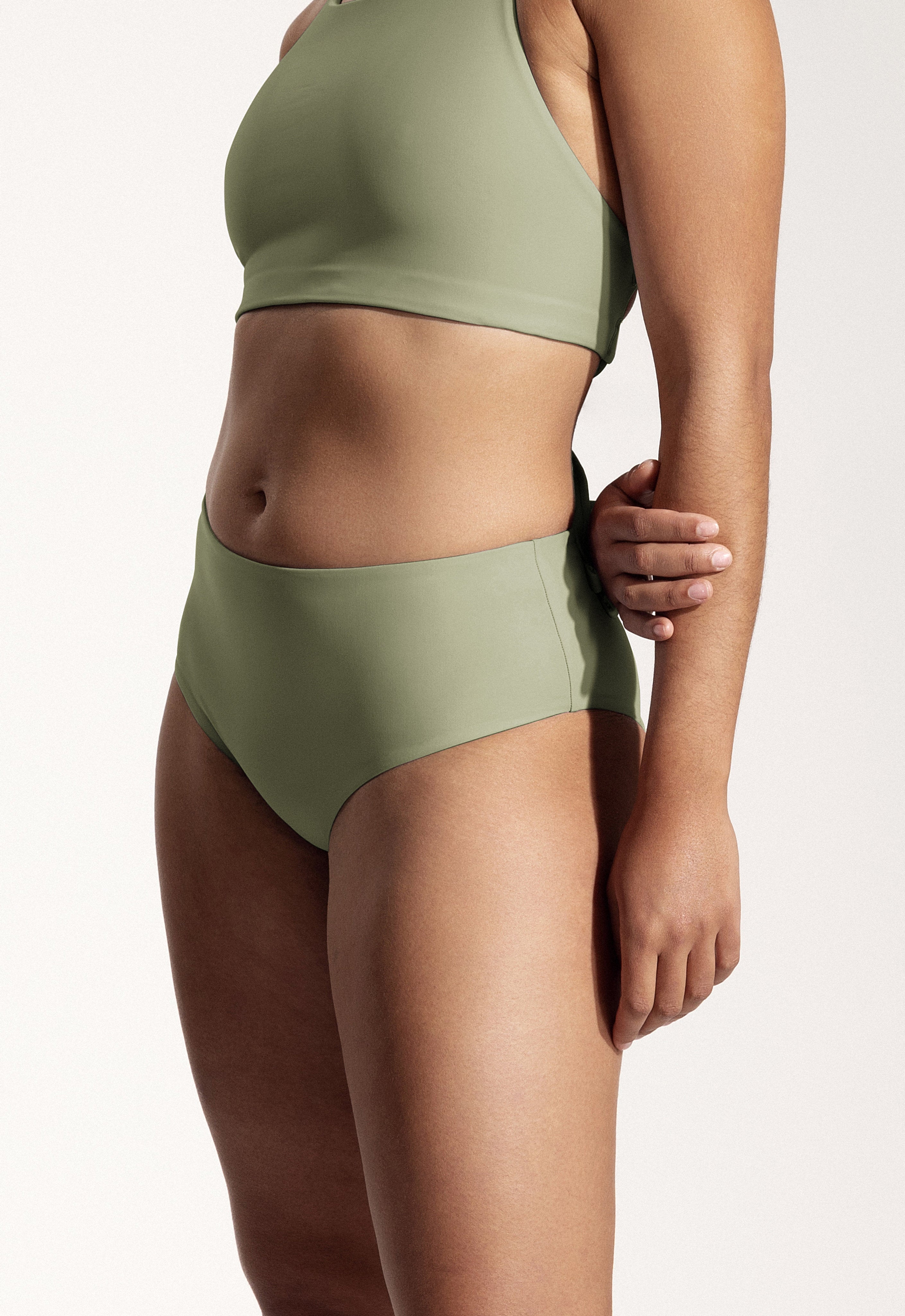 Surf Bikini Hose „Fugu“ in Salbeigrün