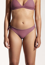 Surf Bikini Hose „Mako“ in Sunset Violett
