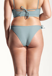 Surf Bikini Hose „Mako“ in Eisblau