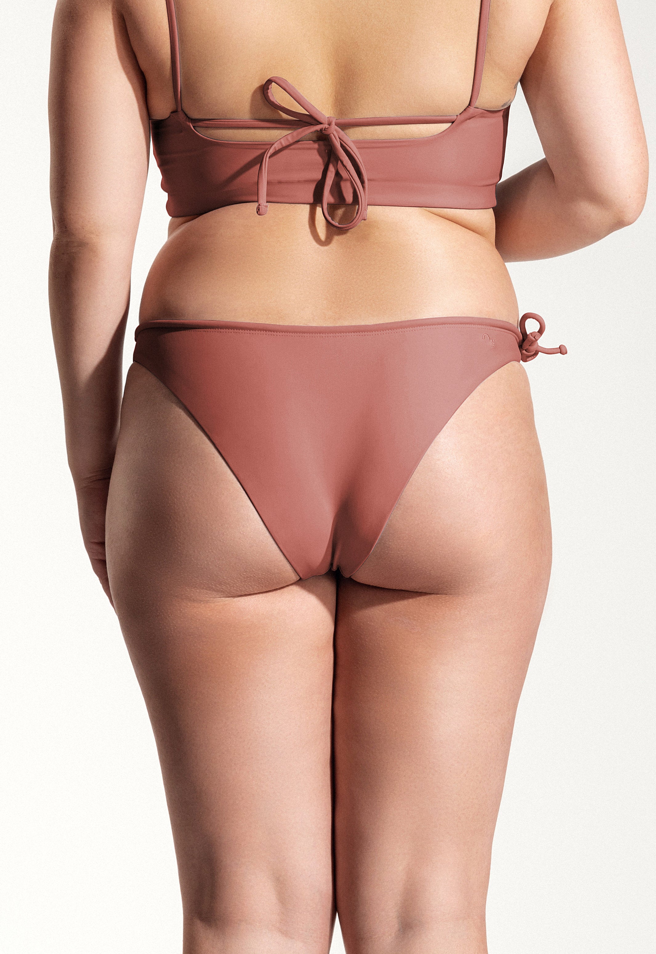 Surf Bikini Bottom "Mako" in clay red