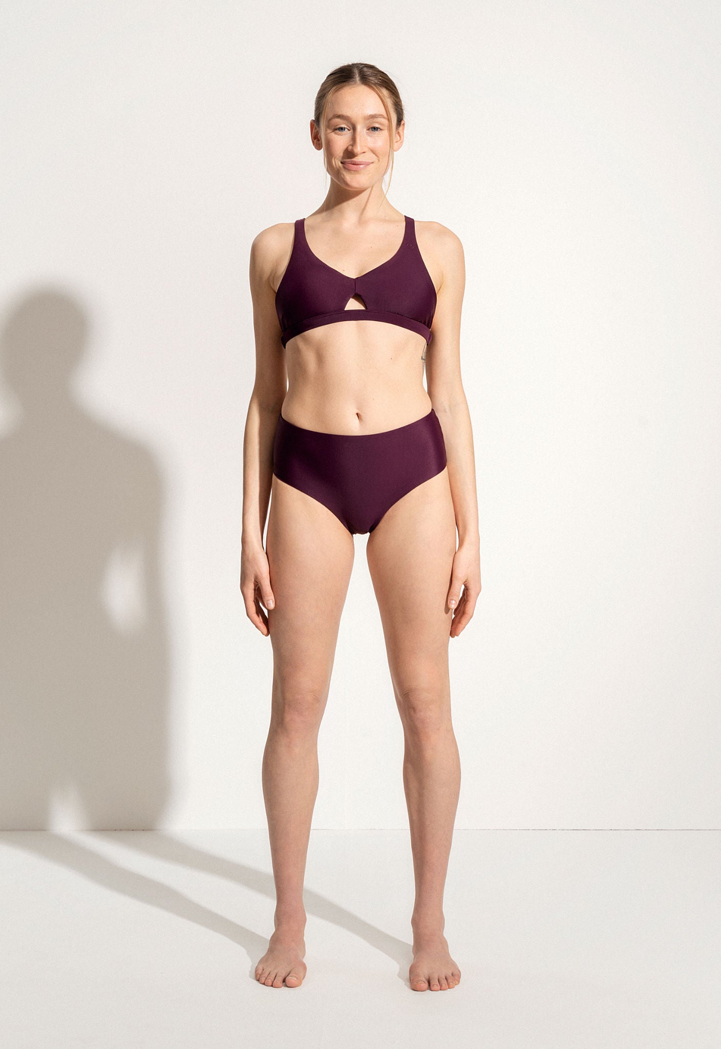 Surf Bikini Oberteil „Coho“ in Dunkelviolett 2