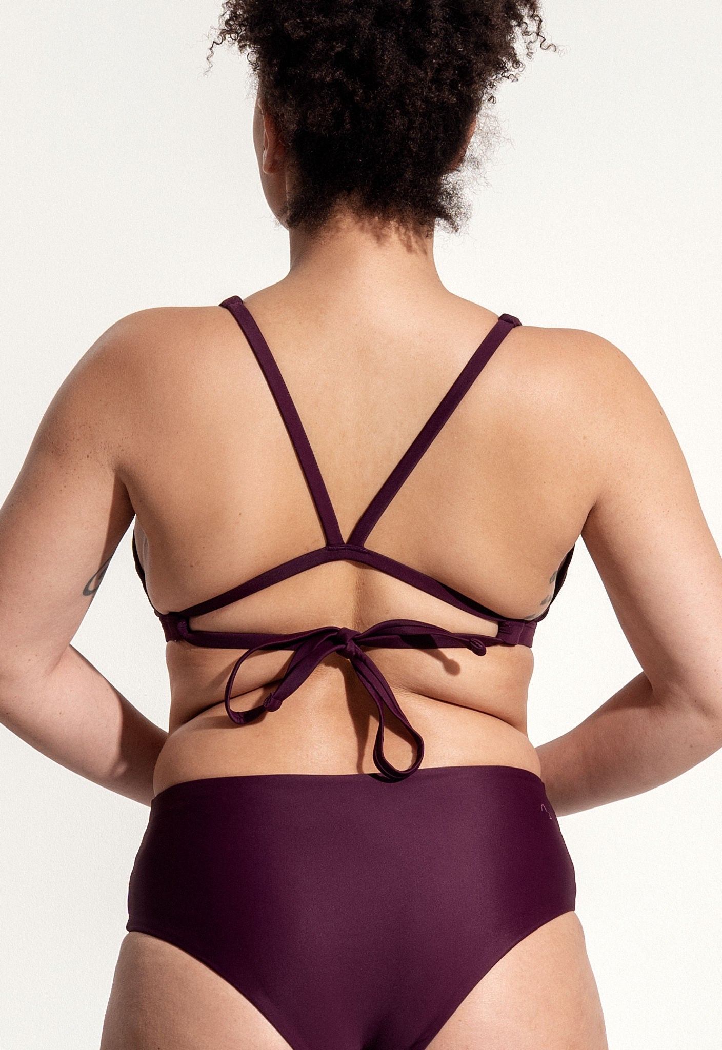 Surf Bikini Oberteil „Coho“ in Dunkelviolett 6