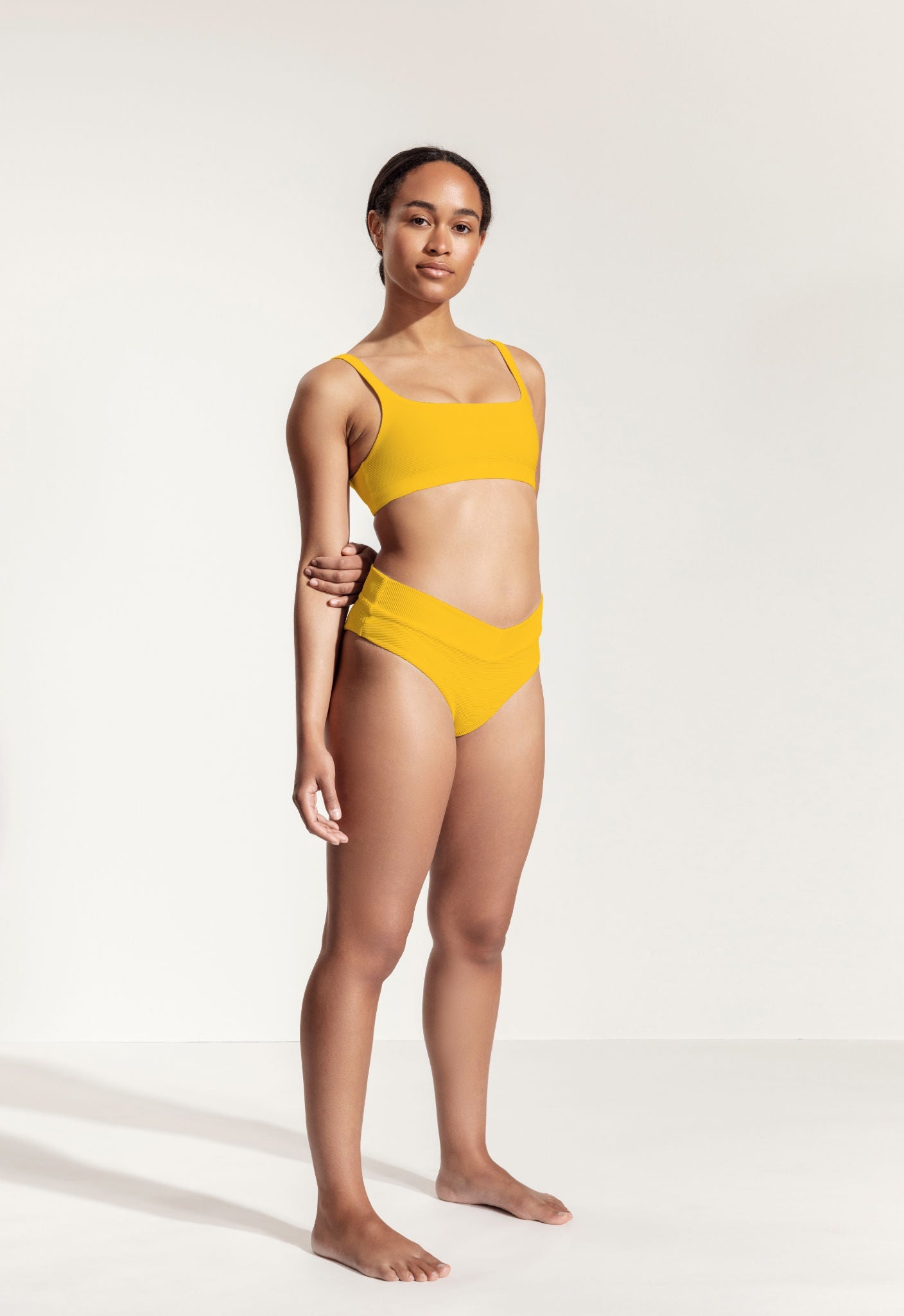Bikini Oberteil „Vento“ in Sonnengelb gerippt -m-t